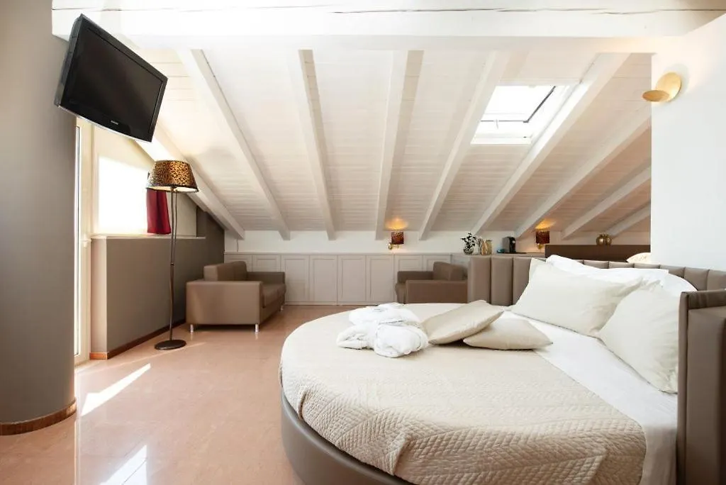 Hotel Lady Mary Milano Marittima