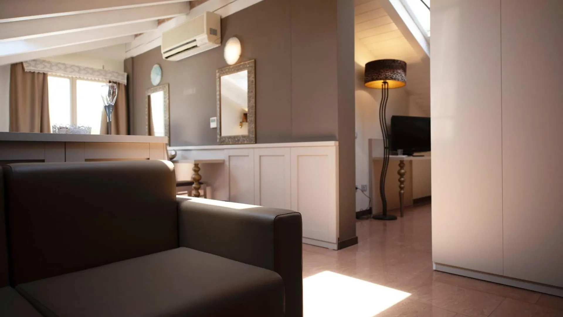 Hotel Lady Mary Milano Marittima