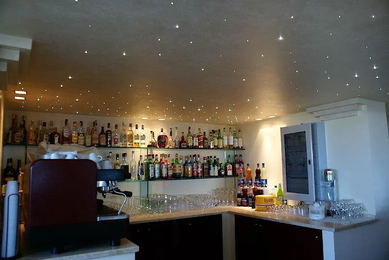 Hotel Lady Mary Milano Marittima 3*,